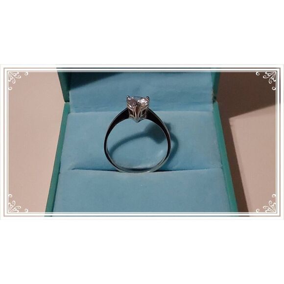 Stunning 1.5 Ct. Pear Cut Genuine Diamond Simulant Solitaire Engagement Ring #10 - Picture 3 of 4